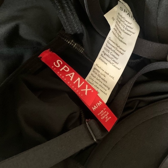 SPANX Suit Your Fancy Bodysuit! - Picture 7 of 8